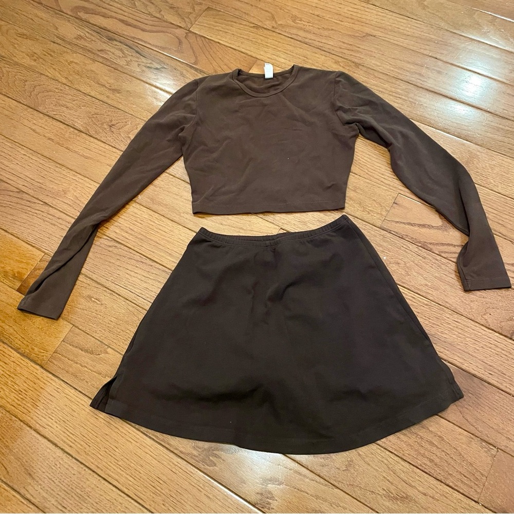Los Angeles Apparel Brown Skort and Long Sleeve Cotton Spandex Set